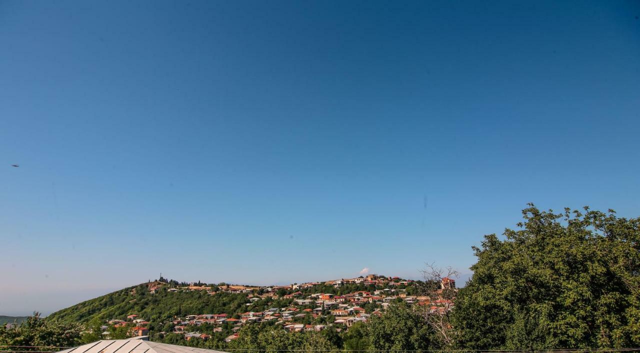 Luca Lili Hotel Szenaki Kültér fotó